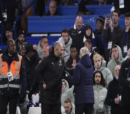 衛報：維拉就替補席被擲水瓶向切爾西提出投訴，后者配合調查