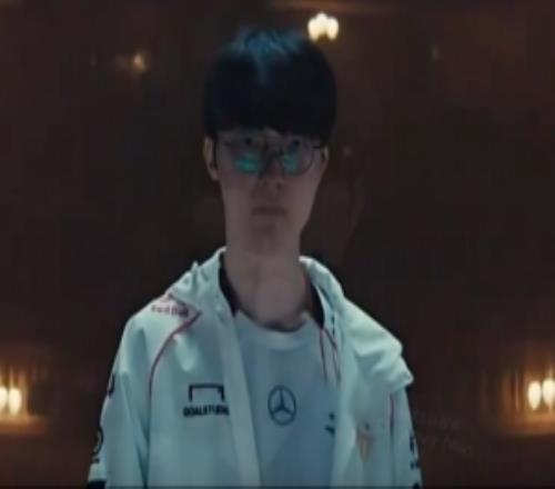 LOL官方發(fā)布視頻：堅持本就不凡，恭喜Faker再次拿到世界賽門票