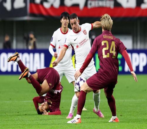 中超楷模蓉城客场险掀翻领头羊!亚冠2战日本队不败+6轮抢下6分