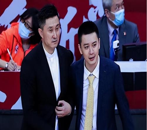 今晚,辽篮对阵广东,不出意外,恐又要大比分落败