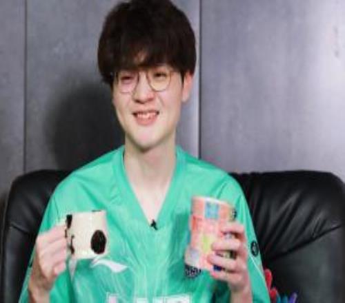 那WBG呢爆料人：Monki、Weiwei加入陪練團組成3打野