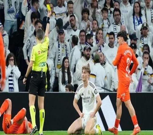 马卡:赫伊森遭主场球迷嘘声,吕迪格第一时间站出来为他打气