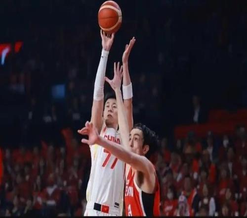 中国男篮对阵台北胡明轩继续免费看球,留给张镇麟的弱队不多了