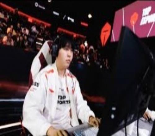 韩网小道:HLE.Canyon、GEN.Kanavi、DK.Smash