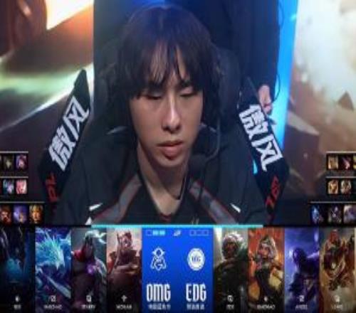 人才ZDZ：沒辦kfcETC的下高速別亂扔卡沒丟中掉到車底去撿會(huì)很丟人的