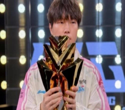 四条动态做到做到！Bin先锋赛发言合集：外战看BLG！