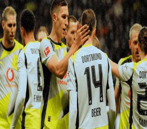 刺激的33！多特2次領(lǐng)先被逆轉(zhuǎn)，第95分鐘絕平，德甲9輪不敗仍第2