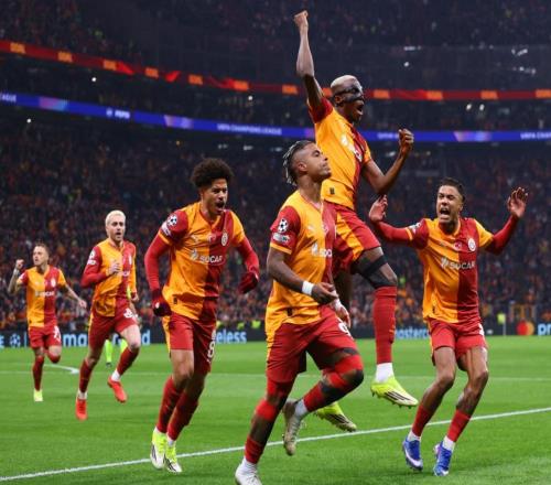 01!11!欧冠疯狂一夜,利物浦爆冷,巴萨压哨绝平,拜仁造惨案