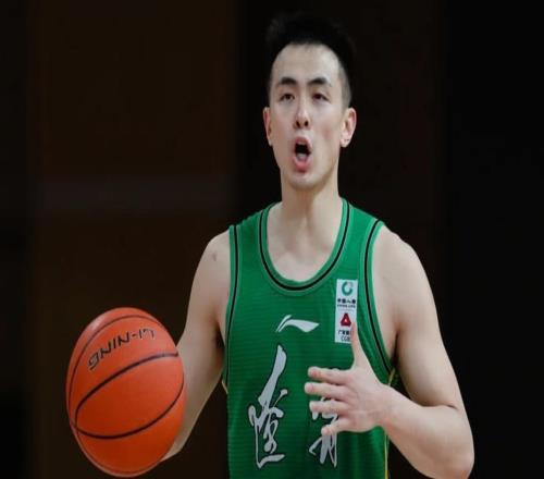 逆转15分取四连胜!辽宁末节一波流击溃山西赵继伟9+5引10人砍分