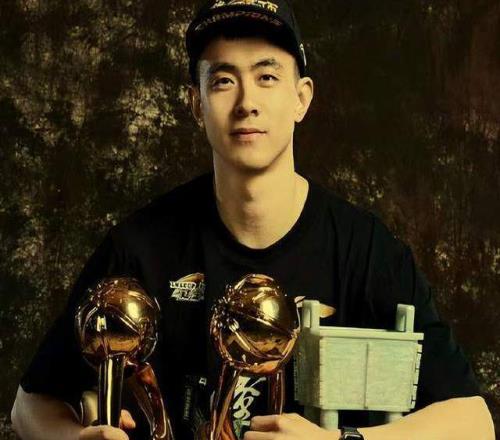 喜讯！赵继伟体测数据曝光！三分球40中34成为保罗和库里的结合体