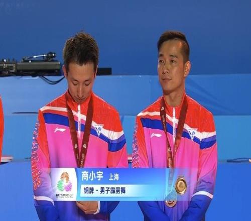 田徑賽場32年的堅持和乒乓球賽場42年的等待