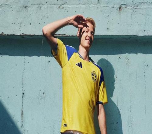 罗马诺:英超、西甲俱乐部与法鹰中场拉松的经纪人进行了接触