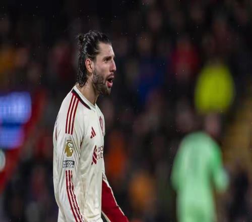 英超第23轮比赛中利物浦队客场2比3不敌伯恩茅斯队