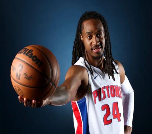 场均20分!年薪只要8万,底特律“詹疯狂”席卷中!