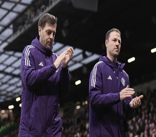 马奎尔：年轻中卫能被伍德盖特、埃文斯指导，，，，，这真是太棒了