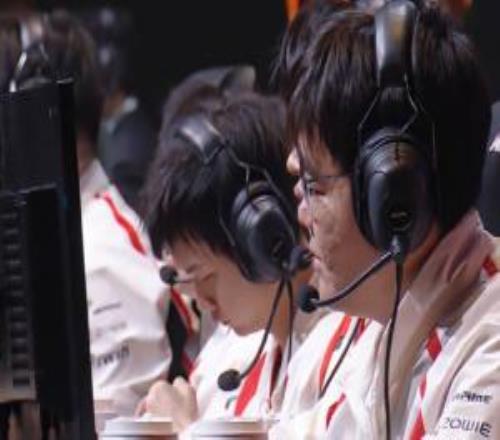 演我69!369首發時TES被AL零封,369替補了TES直接橫掃AL!