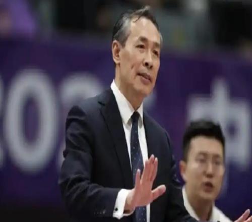 北京7477广厦遭三坏消息!许利民战术弊端,曾凡博+外援全崩!