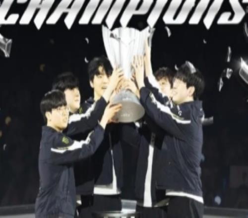 GEN官方發(fā)文：MSIEWCLCK三座獎杯
