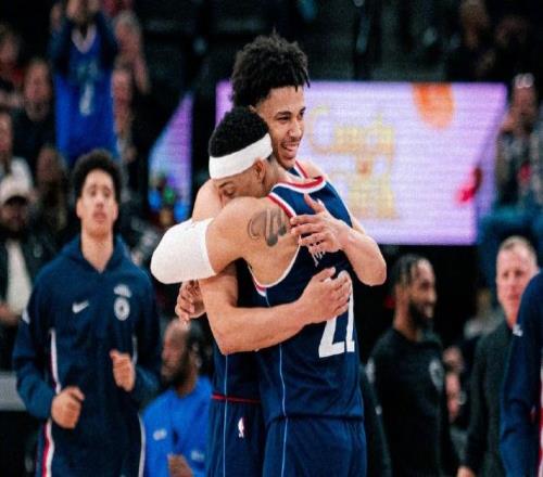 近20战轰16胜,4场输球真不冤!再不交易补强,你们该彻底重建了