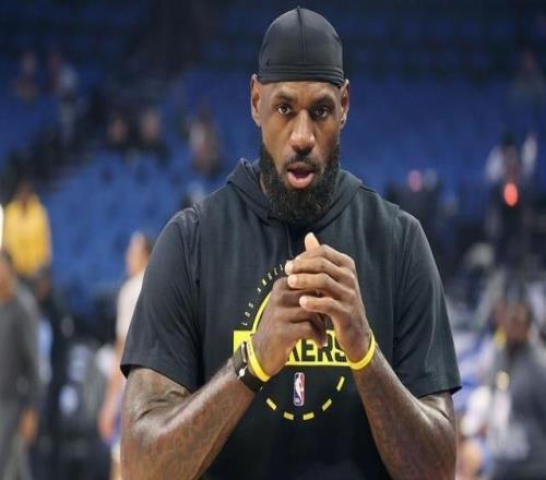 NBA历史最长河流!詹姆斯独享常规赛出场纪录