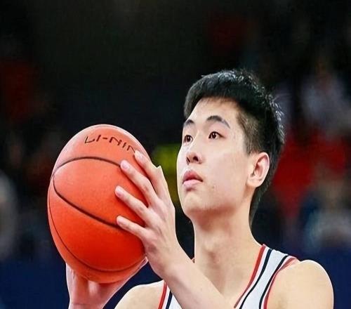 崔永熙為廣東沖冠或有變：傷病未愈，正計劃留洋繼續追逐NBA夢想