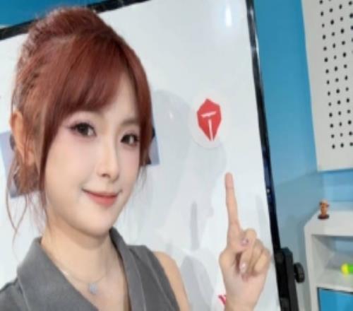 主持人泱泱更新動態(tài)：能行嗎滔搏哥先相信