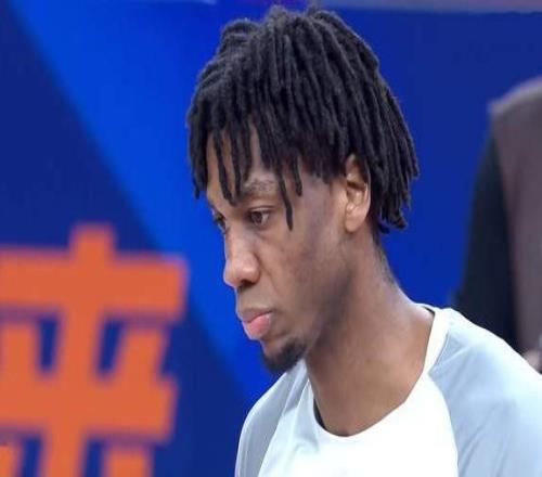 34分大胜,上海男篮新星26分生涯新高,连续爆发2场卢伟挖掘潜力