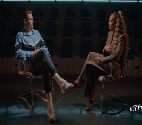 小麥：看自己的倒鉤肯定有500遍了不同意曼聯(lián)有問題的說法