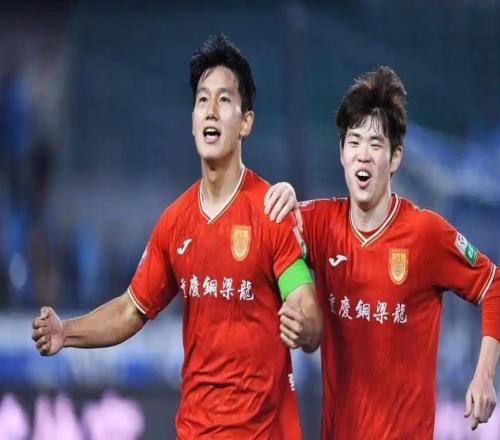 冲超战太刺激!积分榜5次变化,铜梁龙一击致命,广州豹拼到最后