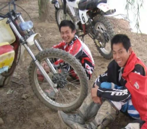 张雪背后的贵人，找到了