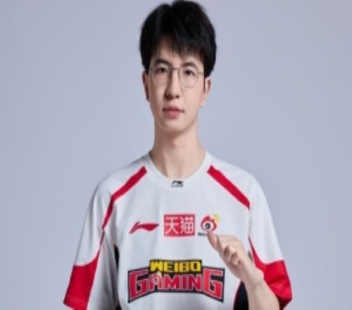 WBG分享26夾人定妝照：論微博哥拍照POSE的一百種手勢