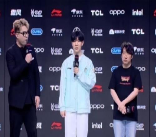 认真的Theshy:我觉得LOL不用操作我脑子里已经定好了和年纪无关