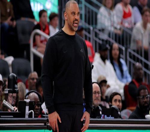 看不下去了,火箭队关键球员3月份3分球命中率仅为3.6%