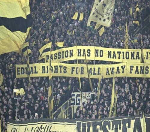 贝加莫政府限制多特球迷观赛,球迷组织:这是不可接受的歧视