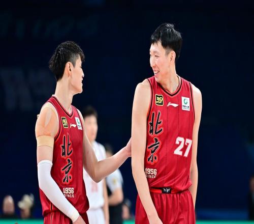 CBA杯賽分組出爐！遼粵冤家碰面，上海力爭(zhēng)衛(wèi)冕，北京廣廈搶頭名