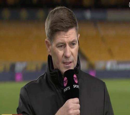 杰拉德:斯洛特必须让恩古莫哈首发,他比加克波表现好多了