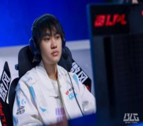 不愧是一陣中單！knight兩度單殺Rookie第三賽段單殺次數(shù)高達(dá)18次