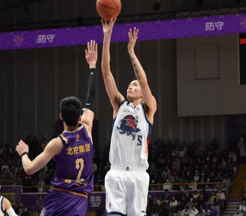 山东男篮客场挑战福建,八大抢断高手正面对决,陈林坚反戈老东家