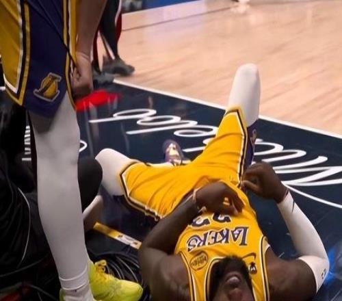 掘金战胜湖人的庆功宴,詹姆斯不到场,约基奇也不敢动筷子