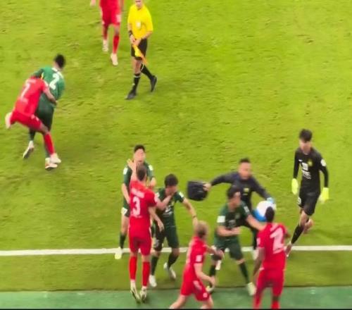 处罚来了!国安与河内公安冲突后2个月,亚足联为双方开出罚单