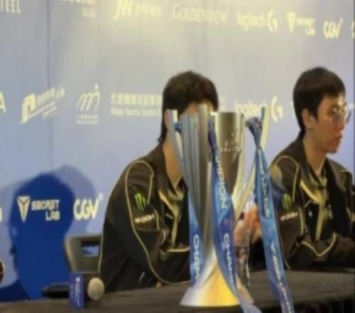 其他賽事能全勝嗎Chovy：怎麽說呢，可能做得到也可能做不到