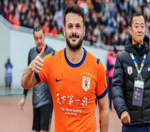 连续3轮0进球!中超MVP一续约就状态断崖式下滑,山东泰山后悔吗