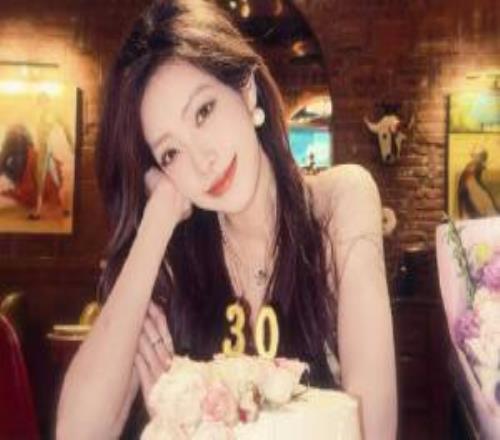 LPL女主持人希然更新視頻：迎來充滿期待的30歲生日