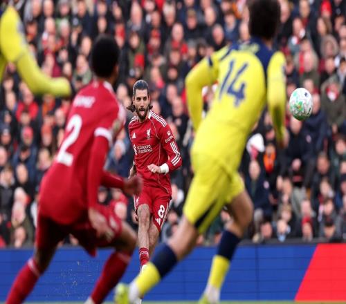 索博本赛季英超4次直接任意球破门,但1次主罚点球射失