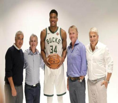 一支NBA冠军球队,两个老板的博弈与分权行业观察