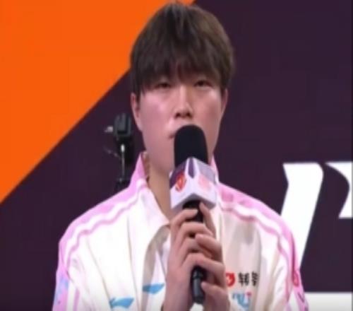 Bin赛后采访：G2比BFX弱横扫他们很正常，年轻选手要自信