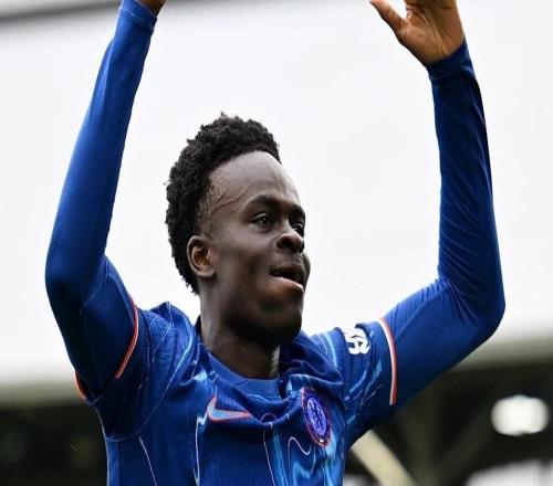 罗马诺:埃弗顿租借+选择买断报价切尔西前锋泰里克乔治