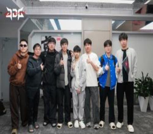 一路磕磕絆絆！JDG擊敗LYON成功晉級先鋒賽四強