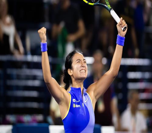 人气女王伊埃拉击败前赛会冠军保利尼,首进迪拜16强