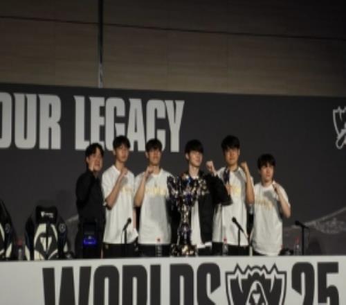 Joker:faker最可怕的不是他的天赋努力是那种冲刺LOL极限的热情